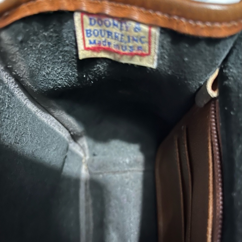 Dooney Bourke All Weather Shoulder Bag Leather Buckle Flap /Vintage!!! - Picture 16 of 16
